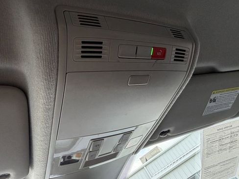 Used 2023 Volkswagen Tiguan S FWD image 26