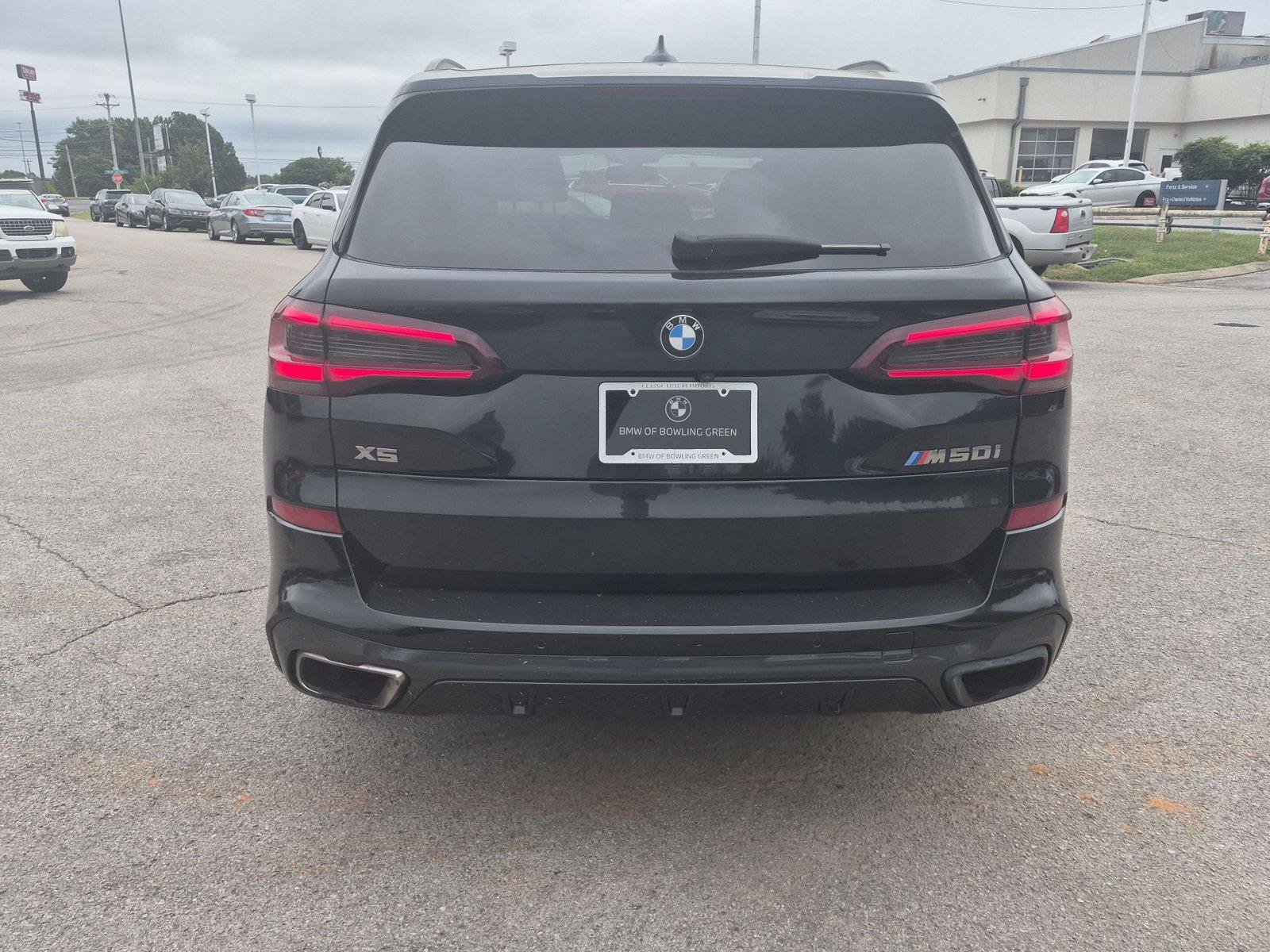Used 2021 BMW X5 M50i AWD/4WD image 4