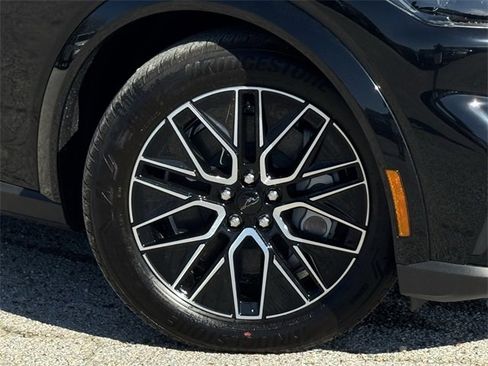 Used 2025 Ford Mustang Mach-E Premium image 34