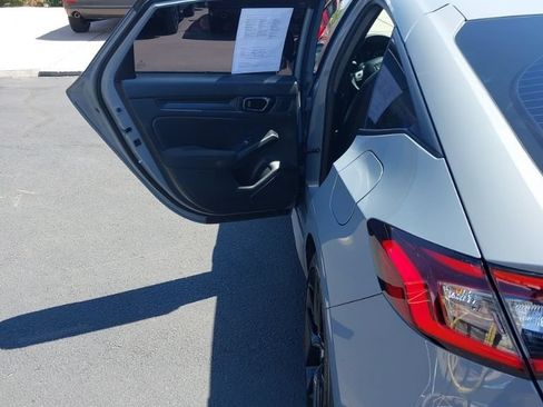 Used 2025 Honda Civic Sport image 9