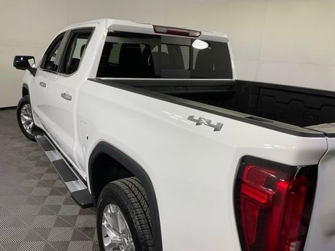 Used 2019 GMC Sierra 1500 SLT w/ SLT Premium Package image 40