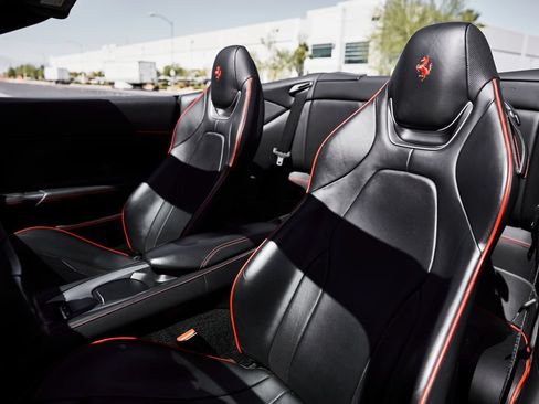 Used 2020 Ferrari Portofino RWD image 48