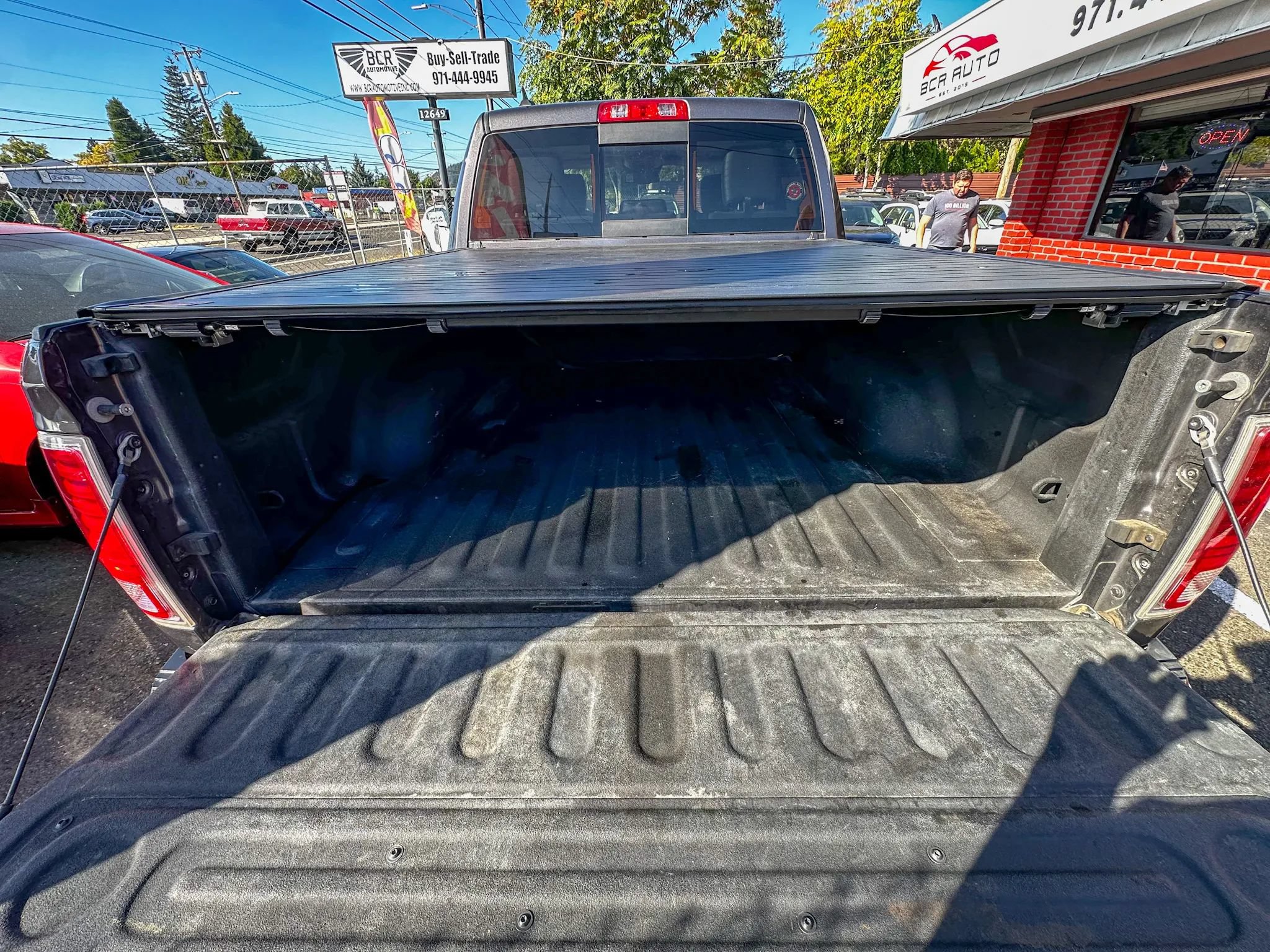 Used 2018 RAM 1500 Laramie w/ Convenience Group AWD/4WD image 46