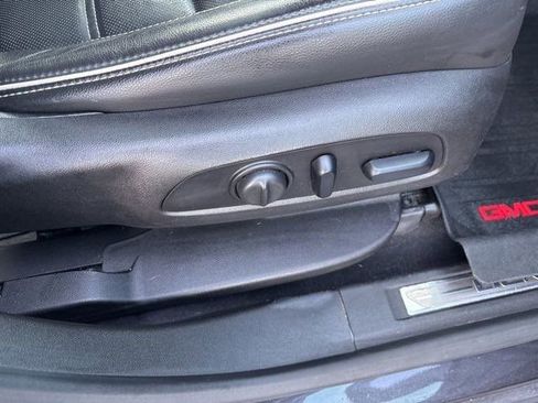 Used 2018 GMC Acadia Denali image 44