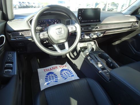 Used 2024 Honda Civic Touring image 15