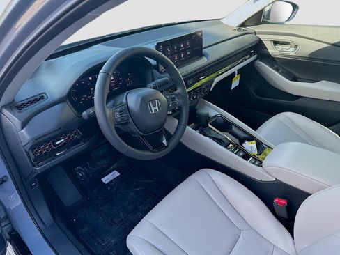 New 2025 Honda Accord EX-L image 9