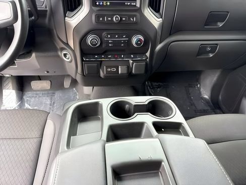 Used 2025 Chevrolet Silverado 1500 Custom Trail Boss AWD/4WD image 24