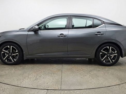 Used 2025 Nissan Sentra SV FWD image 5