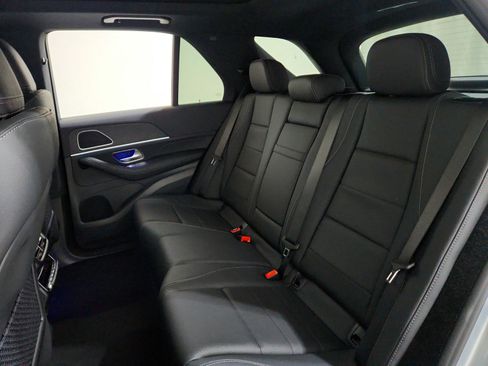 New 2026 Mercedes-Benz GLE 350 4MATIC image 9
