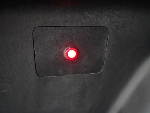 Used 2022 Toyota RAV4 LE image 50