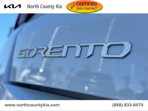 Certified 2025 Kia Sorento S image 20