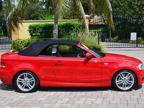 Used 2012 BMW 135i Convertible image 27