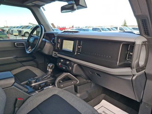 Used 2021 Ford Bronco Big Bend w/ Sasquatch Package image 13