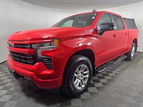 Used 2023 Chevrolet Silverado 1500 RST w/ Z71 Off-Road Package image 8