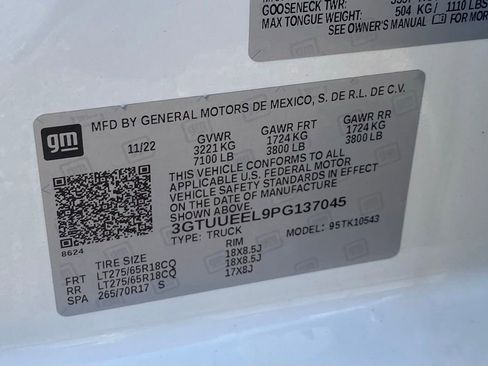 Used 2023 GMC Sierra 1500 AT4 image 21