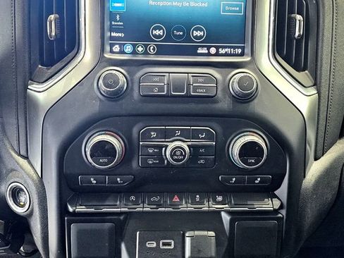 Used 2022 Chevrolet Silverado 1500 LT AWD/4WD image 20