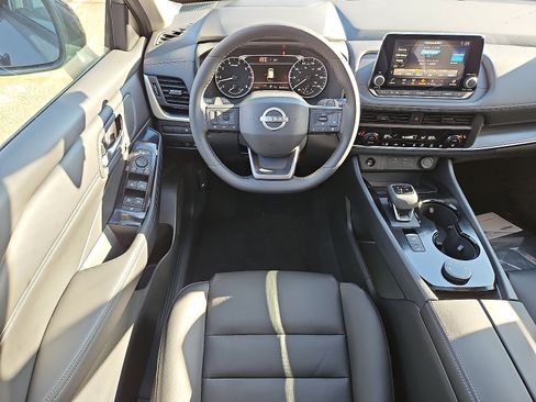 New 2026 Nissan Rogue SV image 9