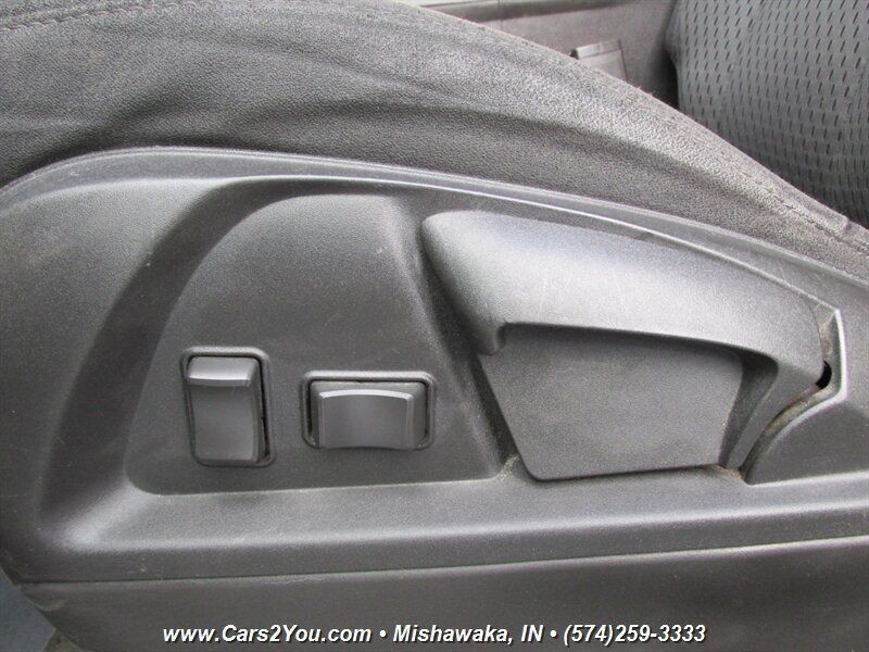 Used 2015 GMC Terrain SLE AWD/4WD image 11