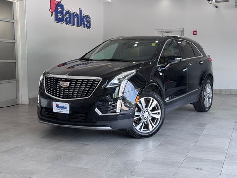 Certified 2023 Cadillac XT5 Premium Luxury w/ Technology Package AWD/4WD image 2