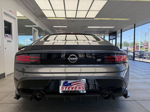 Used 2023 Nissan Z w/ Floor Mat Package (L93) RWD image 6