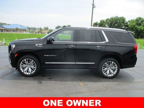 Used 2024 GMC Yukon Denali w/ Denali Reserve Package AWD/4WD image 10