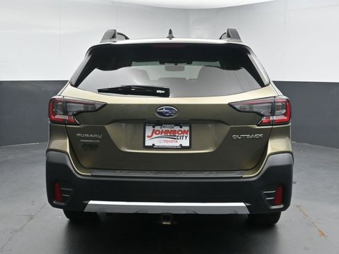 Used 2022 Subaru Outback Limited AWD/4WD image 8