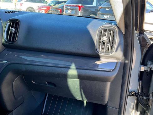 Used 2020 MINI Cooper Countryman image 18