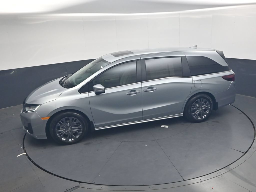 New 2027 Honda Odyssey Touring image 18