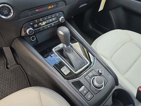 New 2025 MAZDA CX-5 AWD 2.5 S w/ Preferred Package image 13