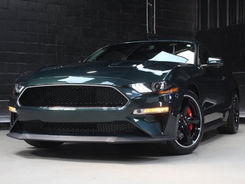Used 2019 Ford Mustang Bullitt RWD image 6
