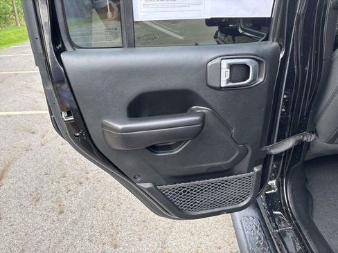 Used 2021 Jeep Wrangler Unlimited Sport image 20