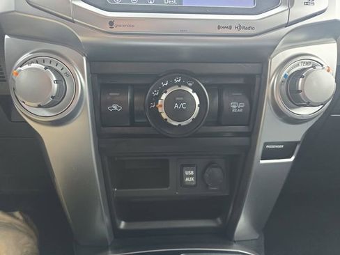 Used 2019 Toyota 4Runner SR5 Premium image 23