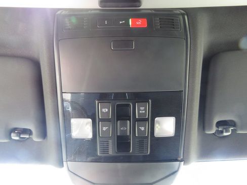 Used 2021 Volkswagen Jetta GLI FWD image 26