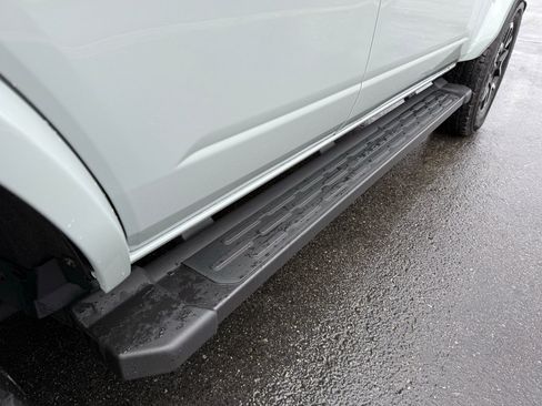 Used 2024 Ford Bronco Outer Banks image 19