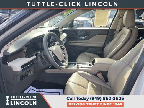 Used 2023 Lincoln Corsair Reserve w/ Equipment Group 201A AWD/4WD image 27
