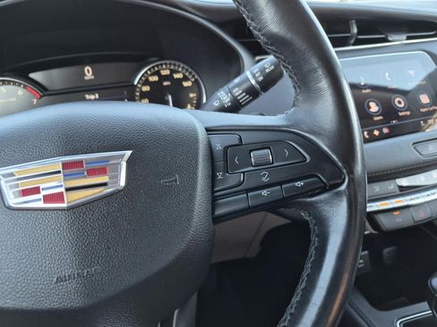 Certified 2019 Cadillac XT4 Luxury FWD image 18