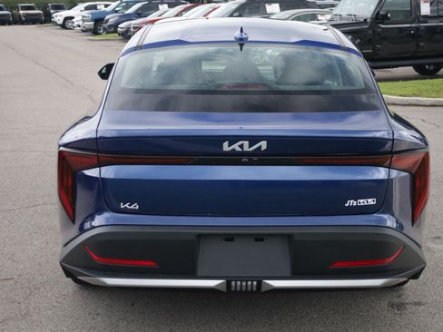 Used 2026 Kia K4 FWD image 4