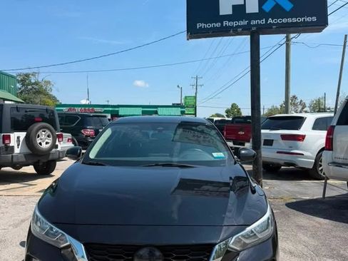 Used 2022 Nissan Sentra S FWD image 2