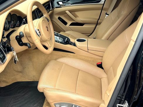 Used 2014 Porsche Panamera S image 10