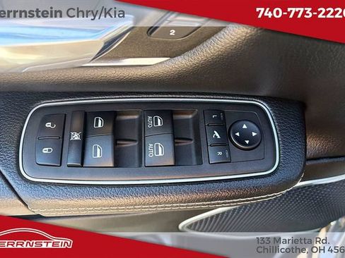 Used 2023 RAM 1500 Laramie AWD/4WD image 15
