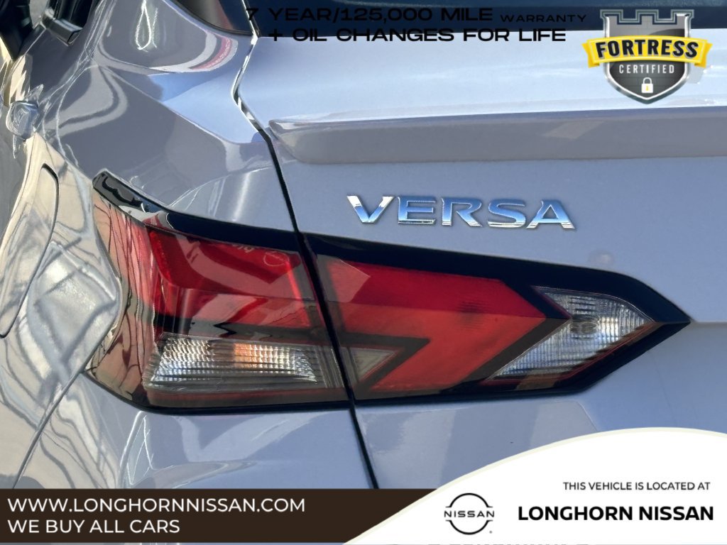 Used 2025 Nissan Versa SR w/ Trunk Package FWD image 5