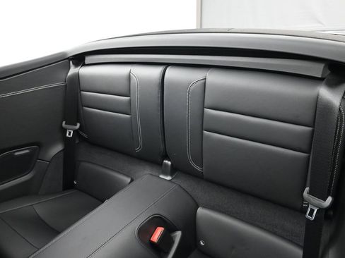 Used 2025 Porsche 911 Carrera image 6