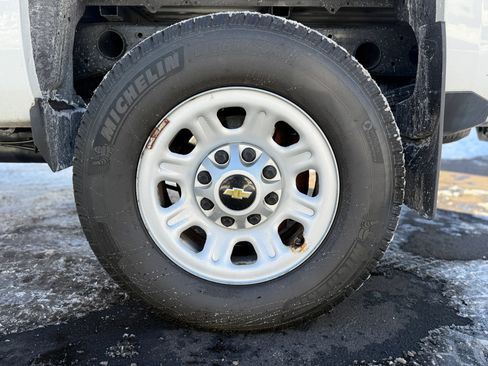 Used 2015 Chevrolet Silverado 2500 W/T image 20