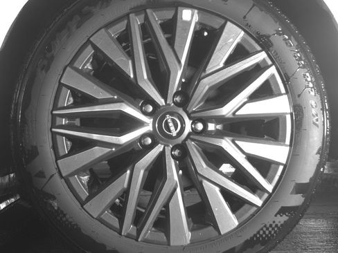 Used 2025 Nissan Altima 2.5 SV image 14