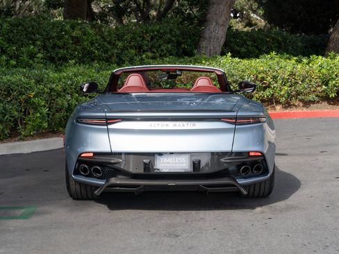 Used 2021 Aston Martin DBS Superleggera Volante image 7
