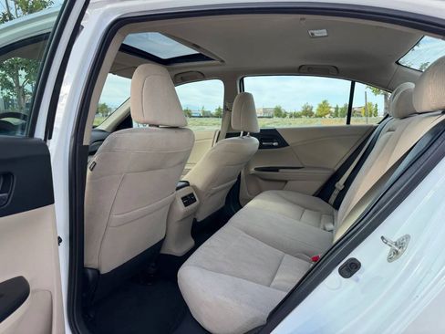 Used 2015 Honda Accord EX image 14