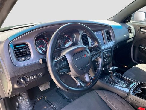 Used 2023 Dodge Charger SXT w/ Blacktop Package AWD/4WD image 9
