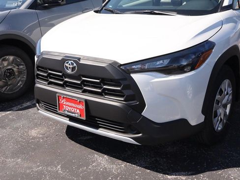 New 2026 Toyota Corolla Cross L AWD/4WD image 5