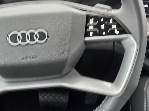 New 2025 Audi Q5 Premium Plus image 16