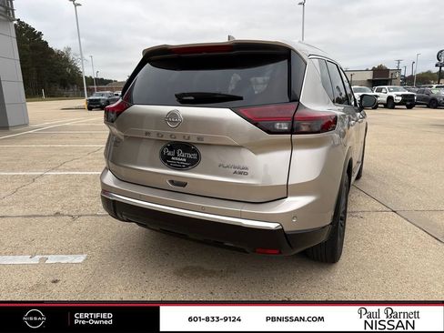 Certified 2025 Nissan Rogue Platinum image 15